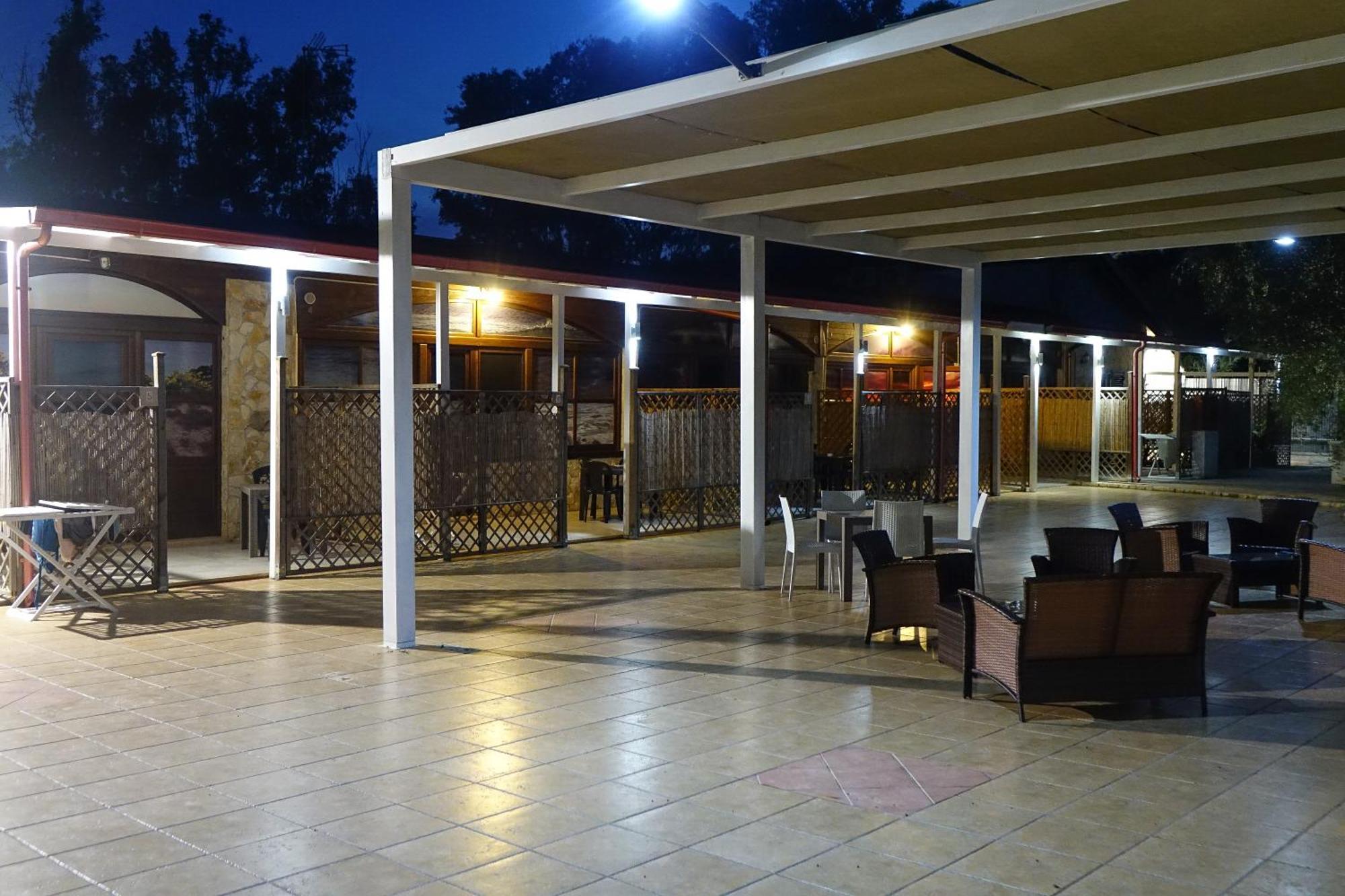 Giardini Sausari Residence Punta Prosciutto Exteriör bild
