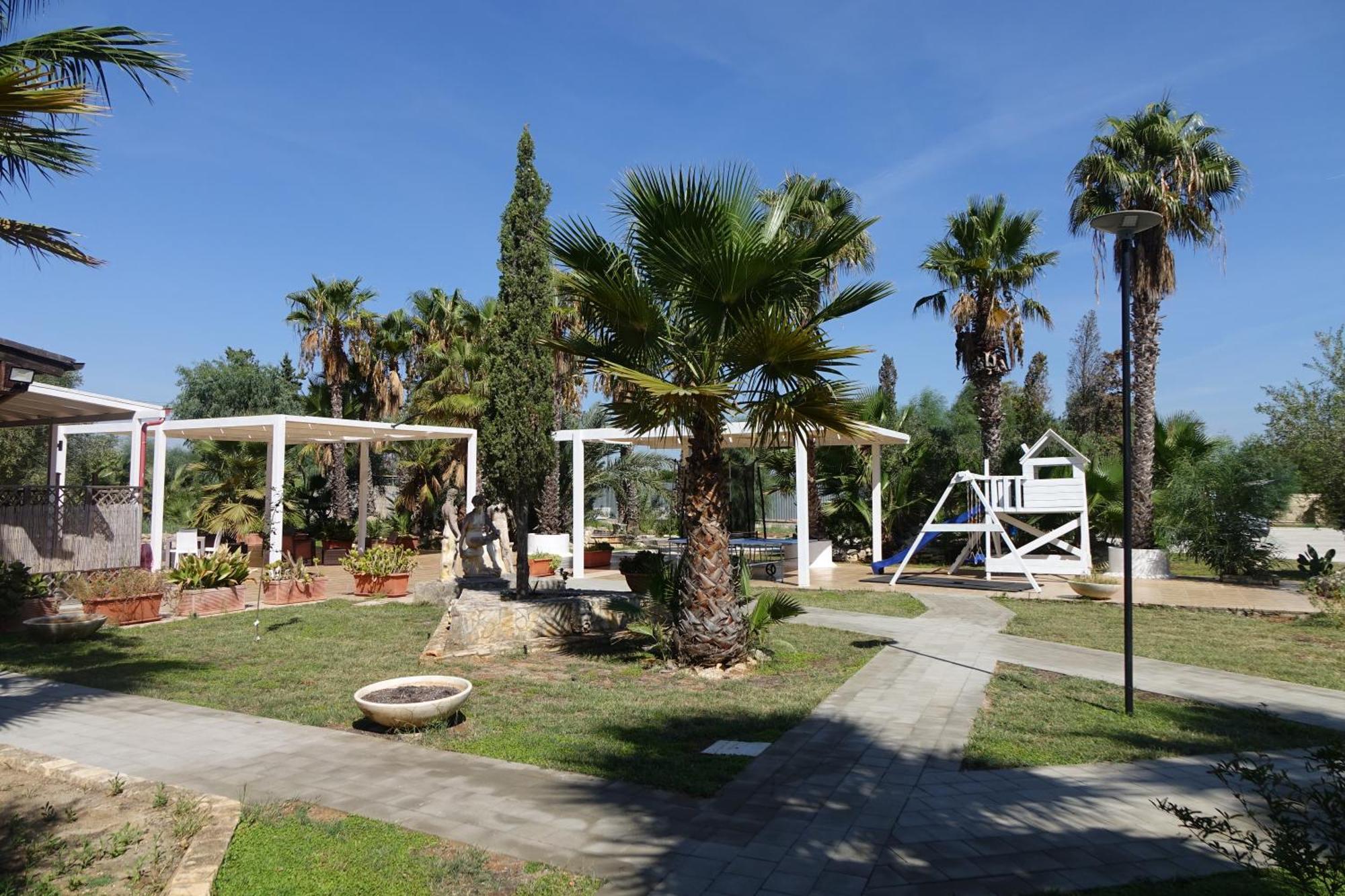 Giardini Sausari Residence Punta Prosciutto Exteriör bild