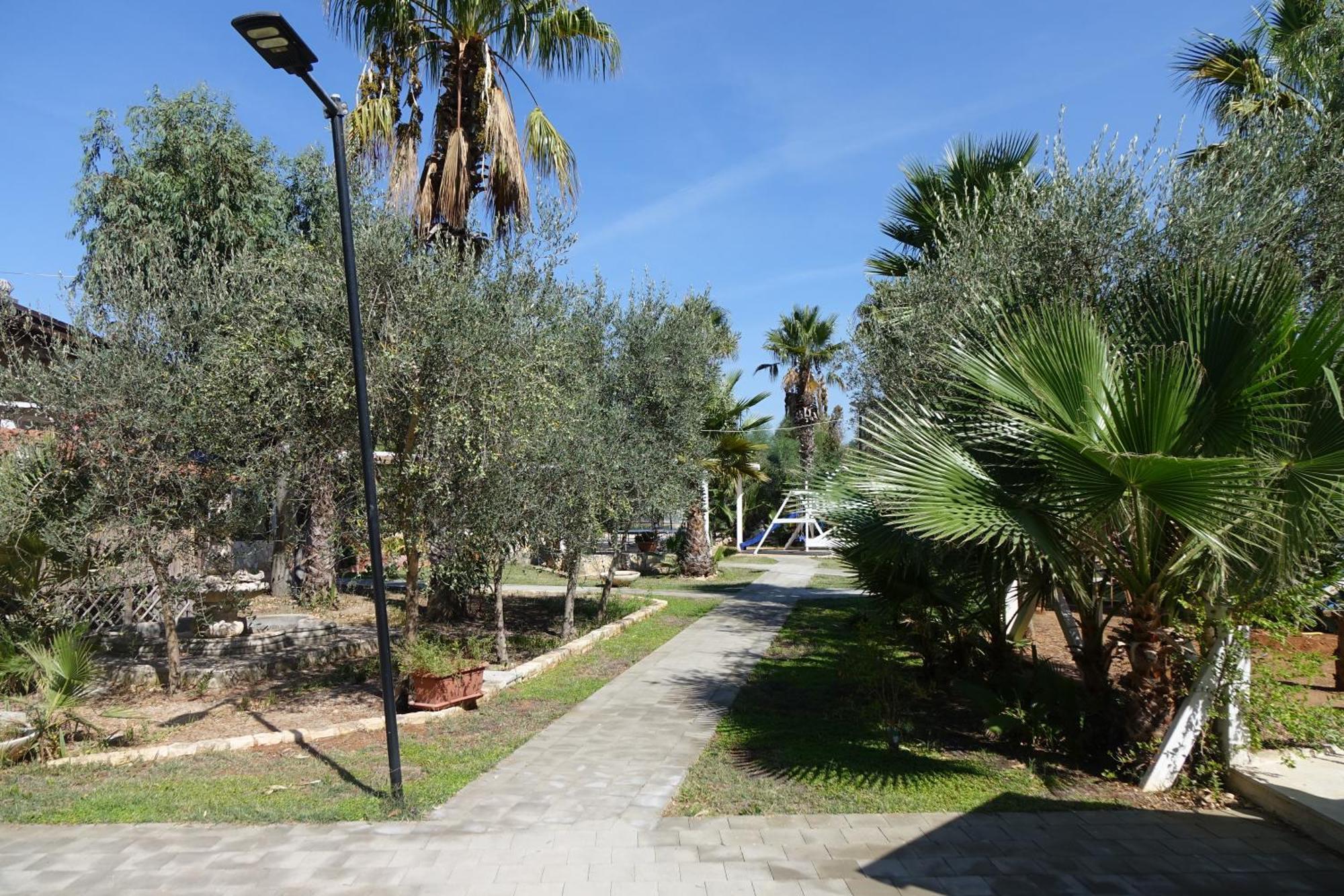 Giardini Sausari Residence Punta Prosciutto Exteriör bild